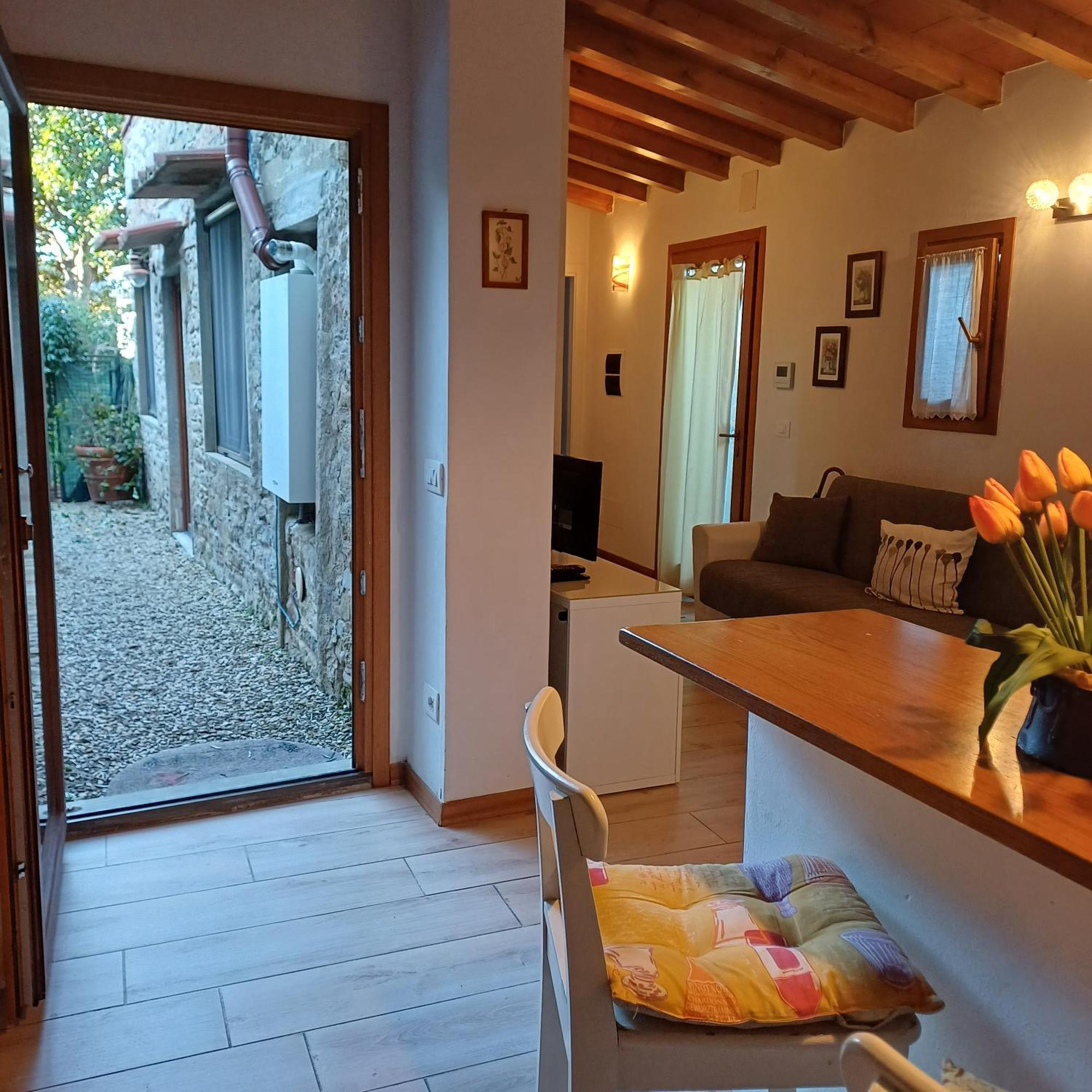 פייזולה Casa Vacanze Ada מראה חיצוני תמונה